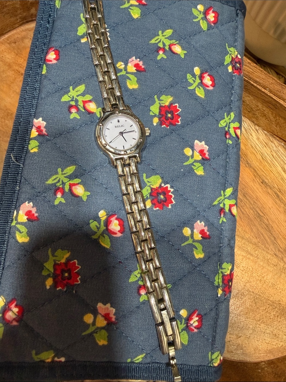 Relic Women's Silver Bracelet Watch with White Dial